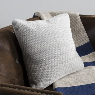 Safavieh Loveable Knit Pillow In Gray