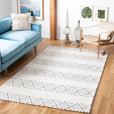 Safavieh Marbella Hand Made Area Rug, Ivory / Black Bohemian Style Non-shedding In Neutral