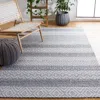 Safavieh Marbella Hand Made Area Rug, Ivory / Grey Bohemian Style Non-shedding In Gray