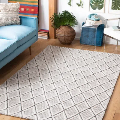 Safavieh Marbella Hand Made Area Rug, Silver / Black Contemporary Style Non-shedding In Nude