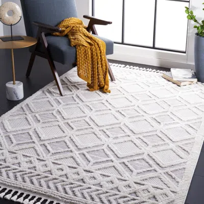 Safavieh Marrakesh Machine Made Area Rug, Beige / Grey Bohemian Style Easy Care In White