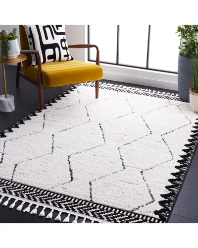 Safavieh Marrakesh Power Loomed Rug In White