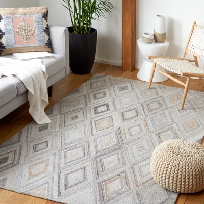 Safavieh Metro Hand Made Area Rug, Grey / Light Brown Contemporary Style Non-shedding