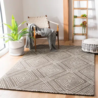 Safavieh Micro-loop Hand Made Area Rug, Dark Grey / Ivory Contemporary Style Non-shedding In Gray