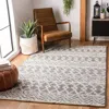 Safavieh Micro-loop Hand Made Area Rug, Ivory / Black Bohemian Style Non-shedding In Gray