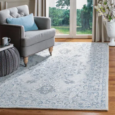 Safavieh Micro-loop Hand Made Area Rug, Light Blue / Ivory Traditional Style Non-shedding