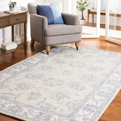 Safavieh Micro-loop Hand Made Area Rug, Light Blue / Ivory Traditional Style Non-shedding In White