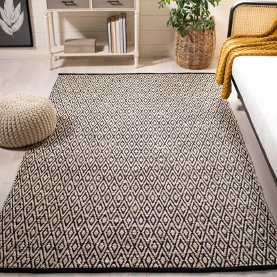 Safavieh Montauk Hand Made Area Rug, Beige / Black Contemporary Style Non-shedding In Brown