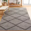 Safavieh Montauk Hand Made Area Rug, Black Contemporary Style Non-shedding In Gray
