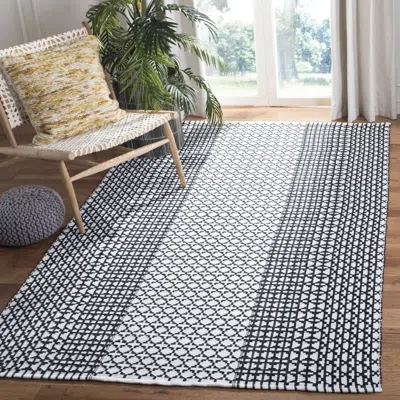 Safavieh Montauk Hand Made Area Rug, Black / Ivory Contemporary Style Non-shedding
