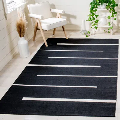 Safavieh Montauk Hand Made Area Rug, Black / Ivory Contemporary Style Non-shedding