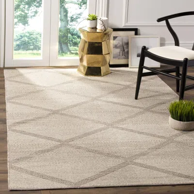 Safavieh Montauk Hand Made Area Rug, Grey Contemporary Style Non-shedding In Brown