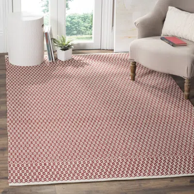 Safavieh Montauk Hand Made Area Rug, Ivory / Red Contemporary Style Non-shedding