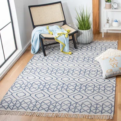 Safavieh Montauk Hand Made Area Rug, Navy / Beige Bohemian Style Non-shedding In Blue