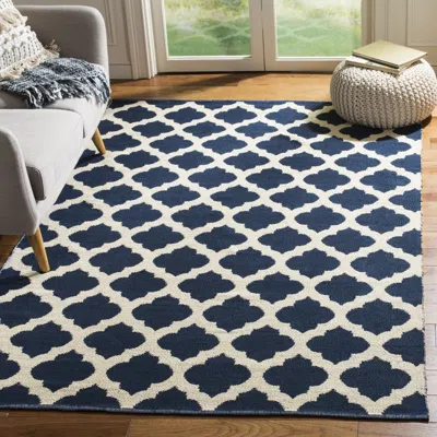 Safavieh Montauk Hand Made Area Rug, Navy / Ivory Contemporary Style Non-shedding In Blue