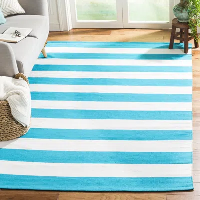 Safavieh Montauk Hand Made Area Rug, Turquoise / Ivory Contemporary Style Non-shedding