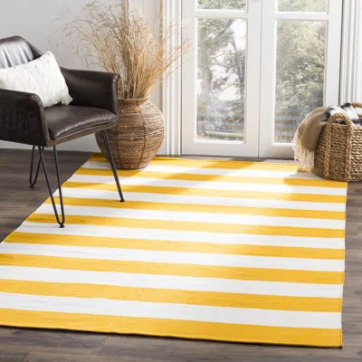 Safavieh Montauk Hand Made Area Rug, Yellow / Ivory Contemporary Style Non-shedding