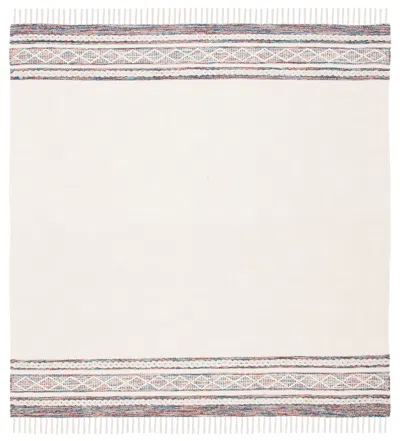 Safavieh Montauk Handmade Rug In White