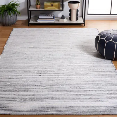 Safavieh Montauk Machine Made Area Rug, Navy / Ivory Contemporary Style Easy Care In Blue