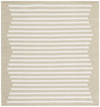 Safavieh Montauk Rug In Neutral