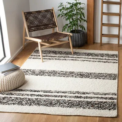 Safavieh Natura Hand Made Area Rug, Black / Ivory Bohemian Style Non-shedding In Neutral