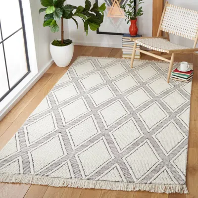 Safavieh Natura Hand Made Area Rug, Ivory / Black Contemporary Style Non-shedding In Neutral