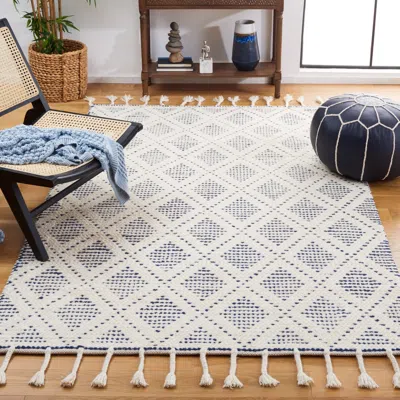 Safavieh Natura Hand Made Area Rug, Ivory / Blue Bohemian Style Non-shedding