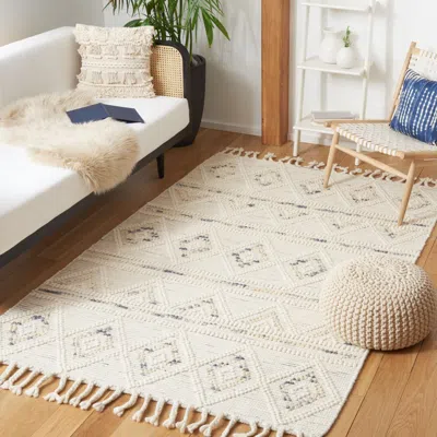 Safavieh Natura Hand Made Area Rug, Ivory / Grey Bohemian Style Non-shedding In White