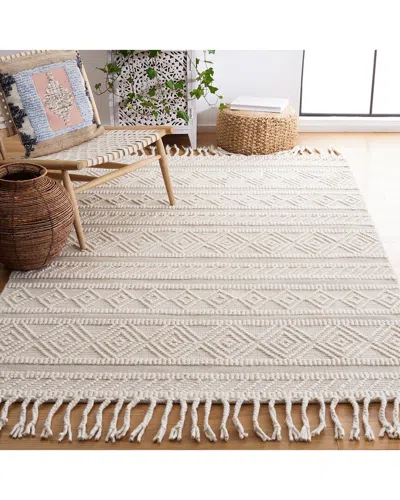 Safavieh Natura Wool & Cotton Rug In White