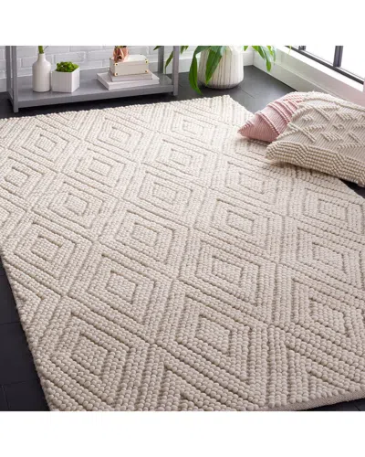 Safavieh Natura Wool Pile Rug