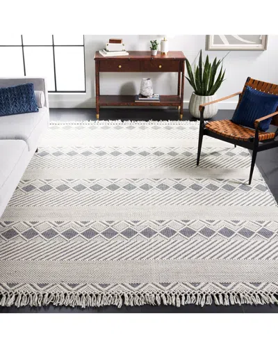 Safavieh Natura Wool Rug