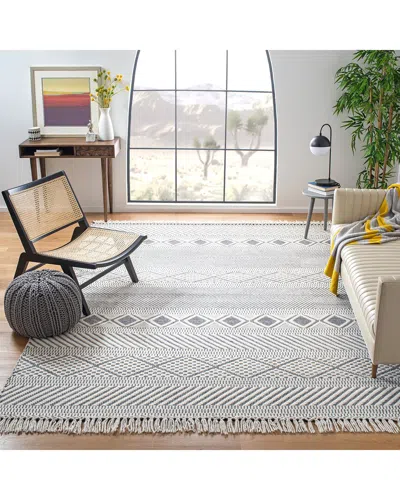Safavieh Natura Wool Rug In Gray