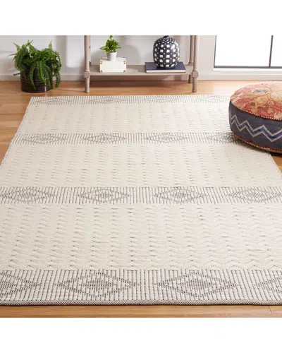 Safavieh Natura Wool Rug In White