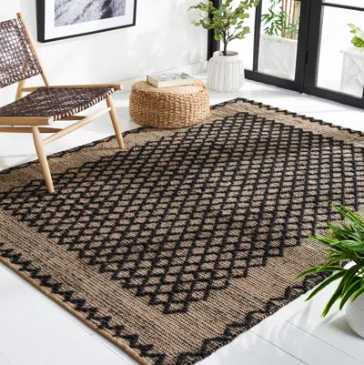 Safavieh Natural Fiber Machine Made Area Rug, Black / Natural Bohemian Style Easy Care In Brown