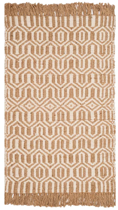 Safavieh Natural Fiber Rug In Brown