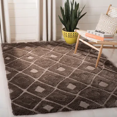 Safavieh Olympia Shag Machine Made Area Rug, Mushroom Shag / Flokati Style Easy Care In Brown