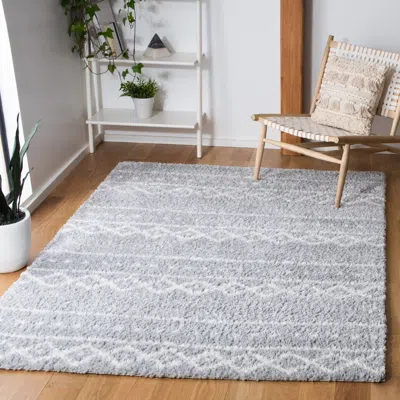 Safavieh Parma Shag Machine Made Area Rug, Grey / Ivory Shag / Flokati Style Easy Care In Gray