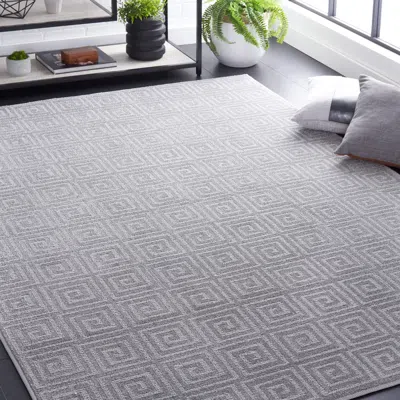 Safavieh Pattern And Solid Machine Made Area Rug, Grey Contemporary Style Easy Care In Gray
