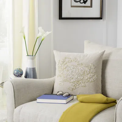 Safavieh Pendi Pillow In White