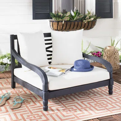 Safavieh Pomona Lounger In White