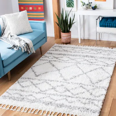 Safavieh Pro Lux Shag Machine Made Area Rug, Ivory / Grey Shag / Flokati Style Easy Care In White