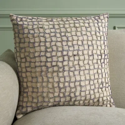 Safavieh Quella Pillow In Grey