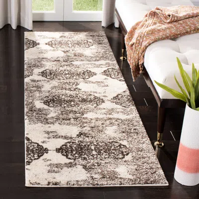 Safavieh Retro Machine Made Area Rug, Beige / Light Grey Transitional Style Easy Care In Multi