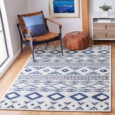 Safavieh Roslyn Hand Made Area Rug, Blue / White Bohemian Style Non-shedding