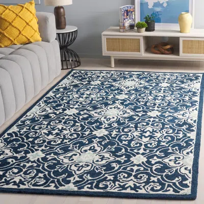Safavieh Roslyn Hand Made Area Rug, Navy / Light Blue Traditional Style Non-shedding