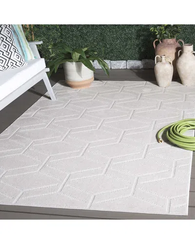 Safavieh Stella Mylon Power-loomed Indoor/outdoor Rug In Neutral