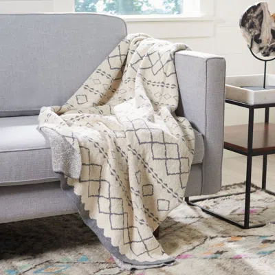 Safavieh Tamar Throw In Neutral
