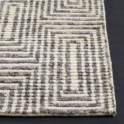 Safavieh Tibetan Hand-knotted Rug In Gray