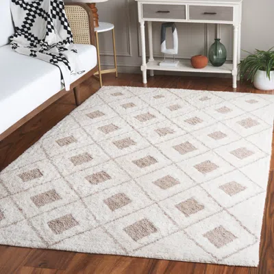 Safavieh Vermont Hand Made Area Rug, Ivory / Beige Shag Flokati Style