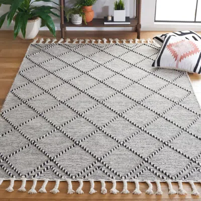 Safavieh Vermont Hand Made Area Rug, Ivory / Black Bohemian Style In Gray